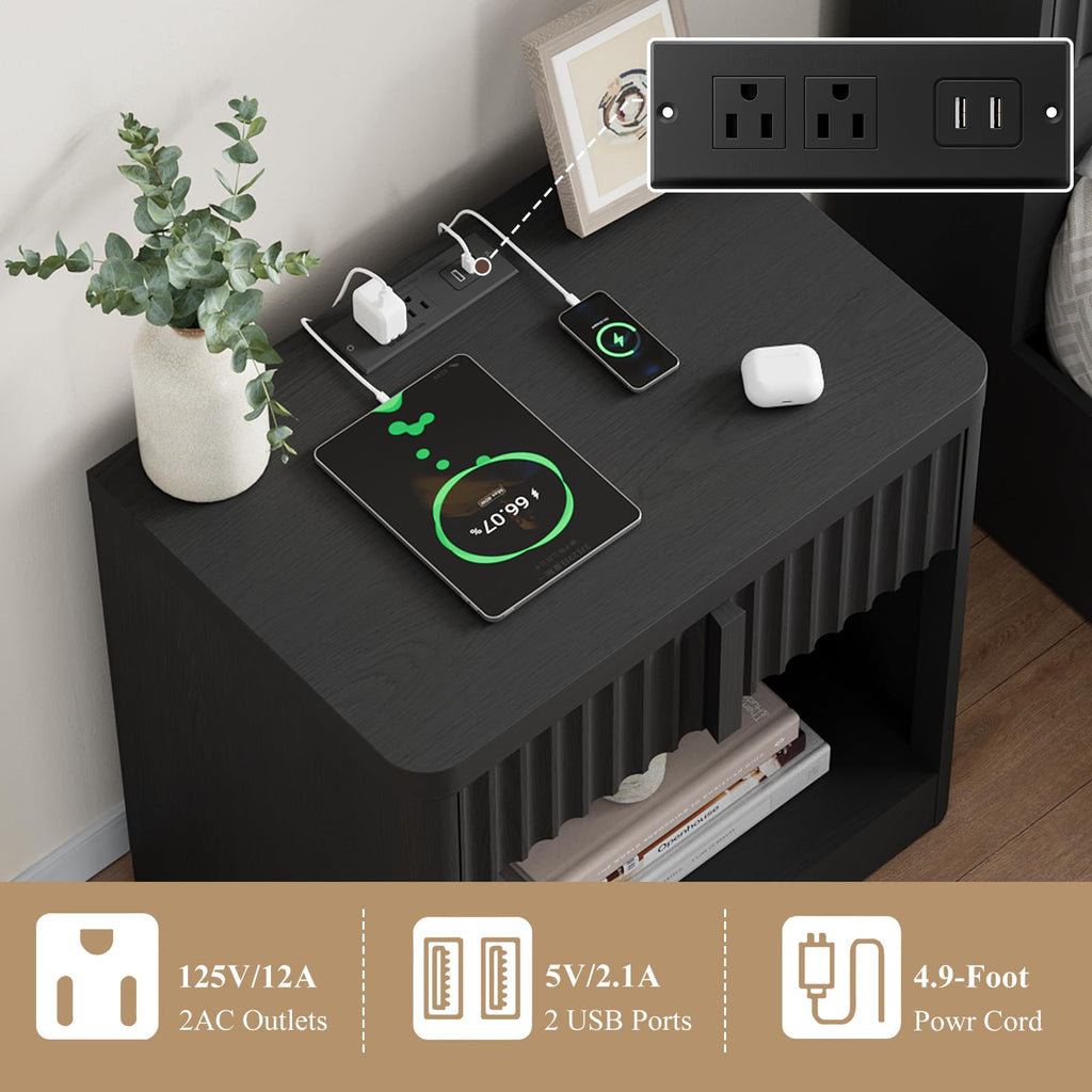 23.6" Fluted Nightstand with Charging Station, Black D39961